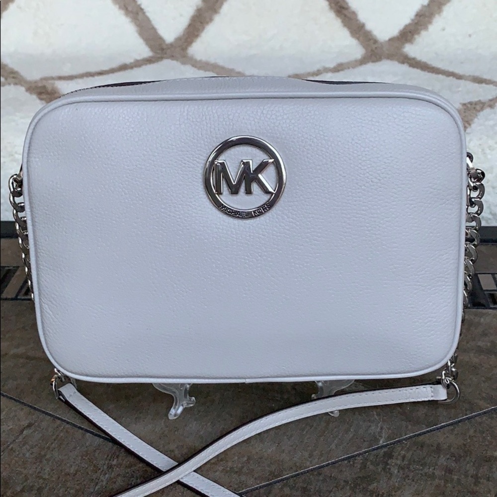 MICHAEL KORS FULTON LG EW CROSSBODY - Picture 10 of 16